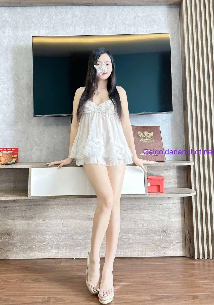 Linh Đan – Em gái cực ngoan, hàng mộc xinh chuẩn 3 vòng, làm tình mê mẫn